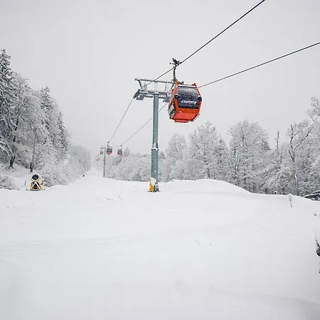 מלון Pohorje מריבור