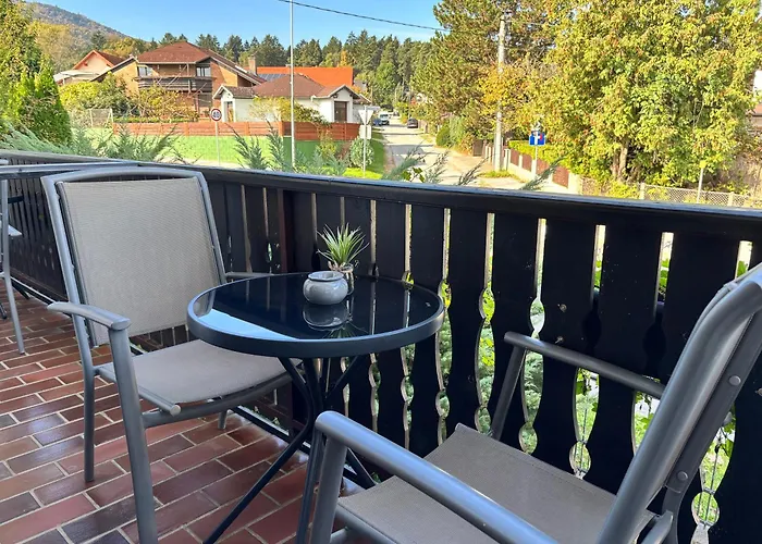 Pohorje 3* מריבור